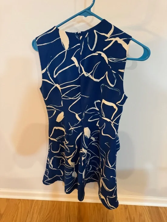 DKNY cocktail dress size 2 - Picture 6 of 6